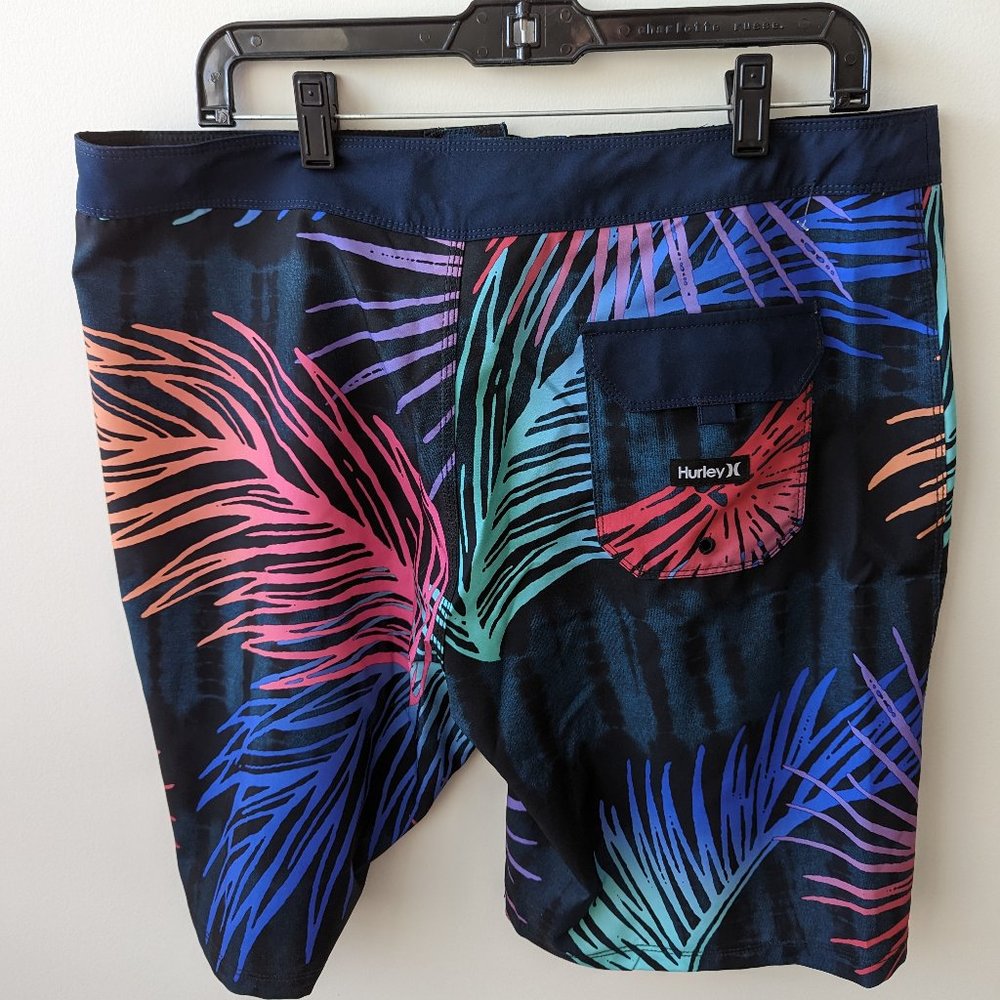 Hurley Men's Swim Shorts Size 34 - Picture 2 of 2